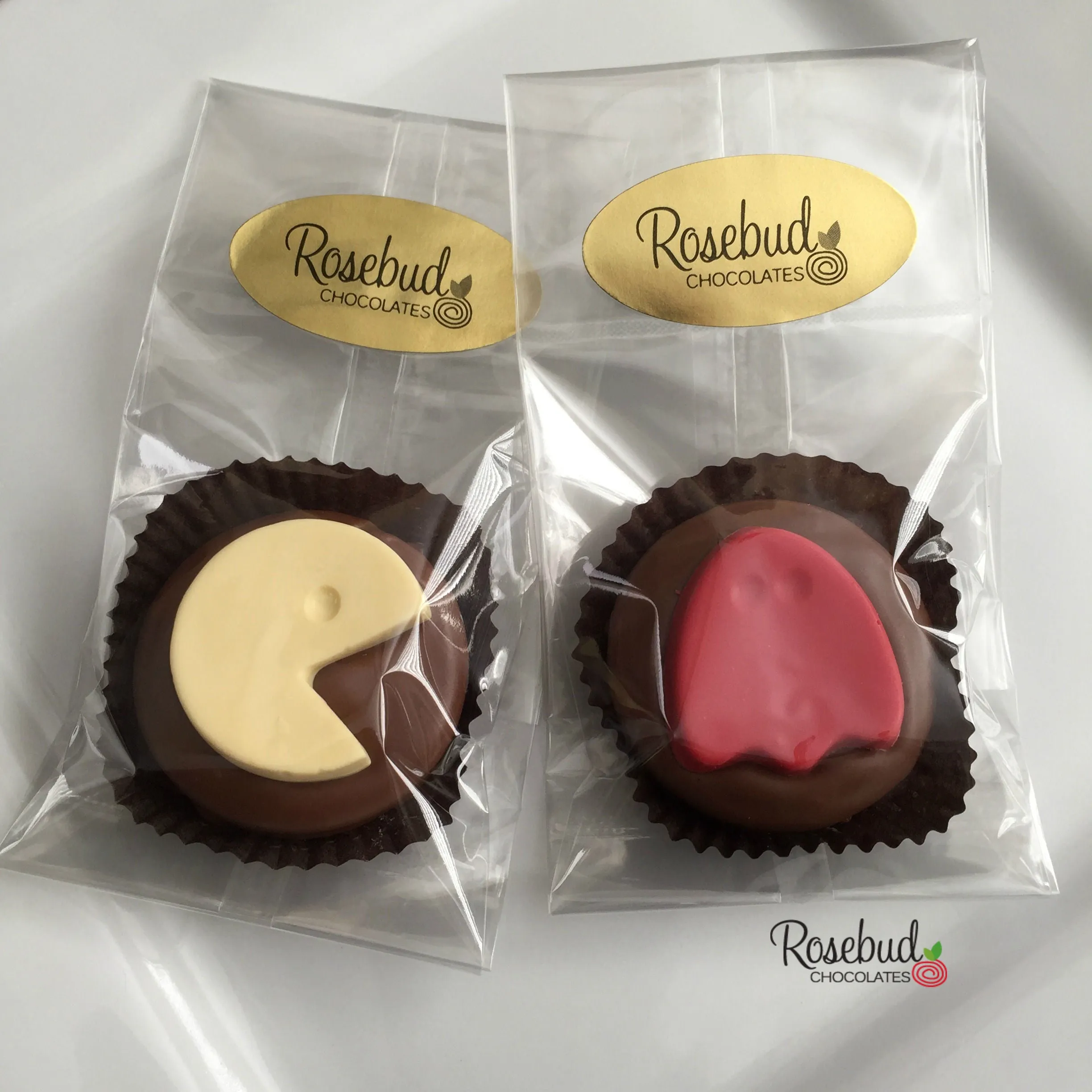 12 PAC MAN Chocolate Covered Oreo Cookie Candy Birthday Party Favors