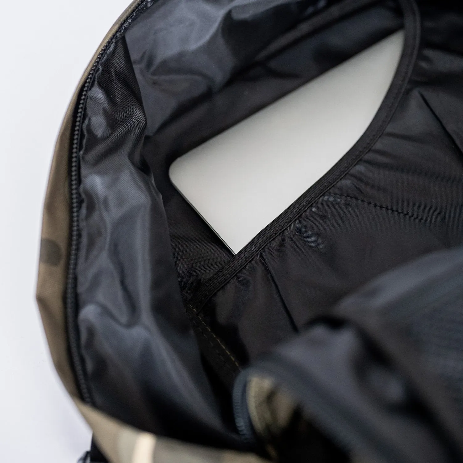 Cabin Zero Classic 36L Travel Backpack 旅行背包