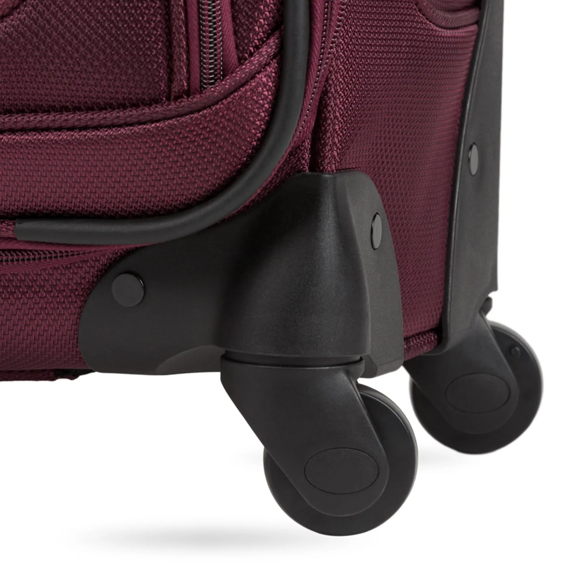 SwissGear Expandable 21-Inch Carry-On Luggage, Merlot