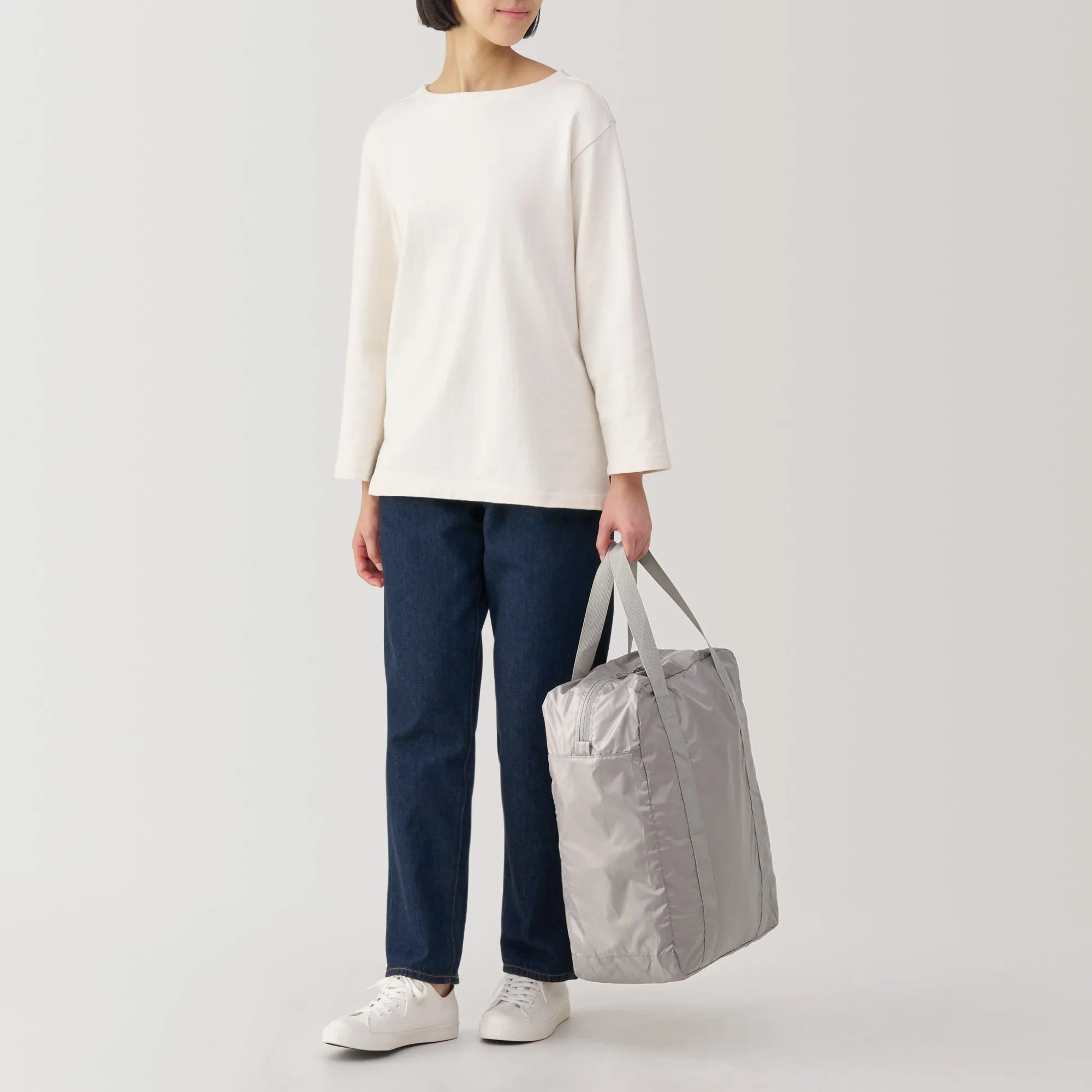 Water Repellent Tall Boston Bag