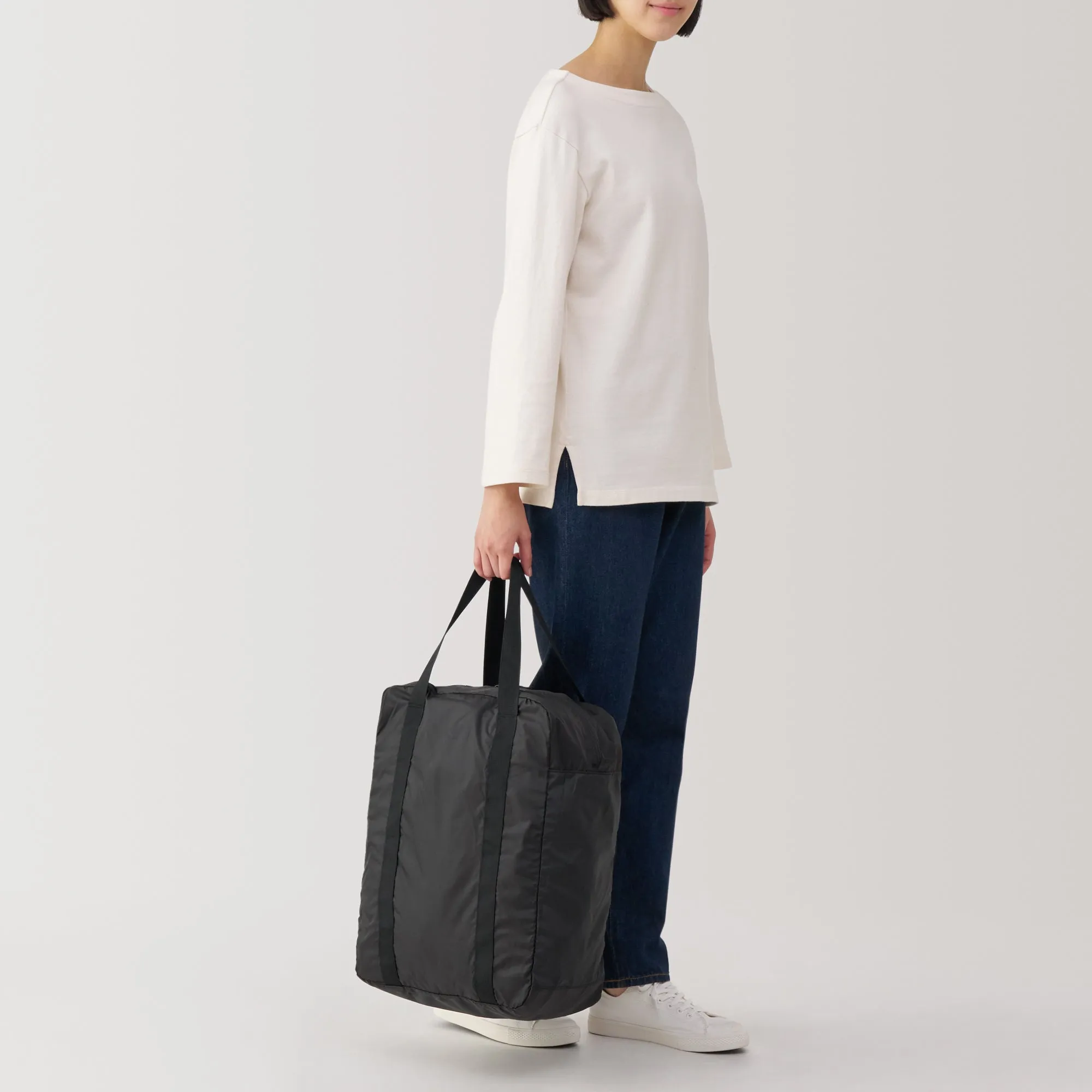 Water Repellent Tall Boston Bag
